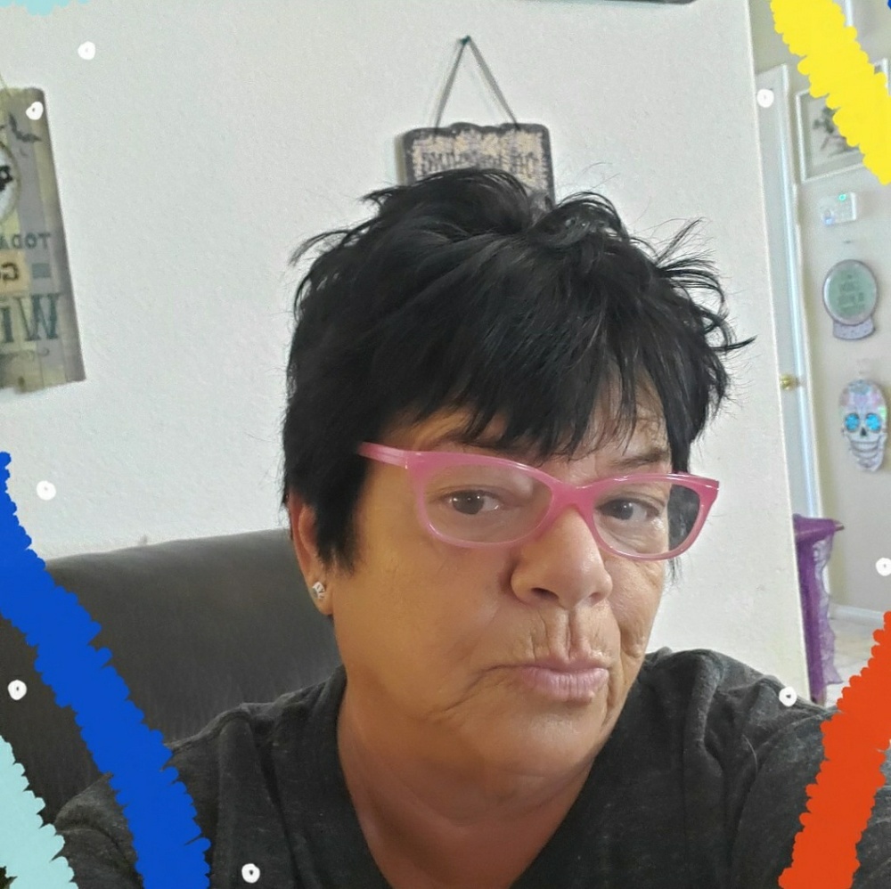 Meet your Posher, Yvonne